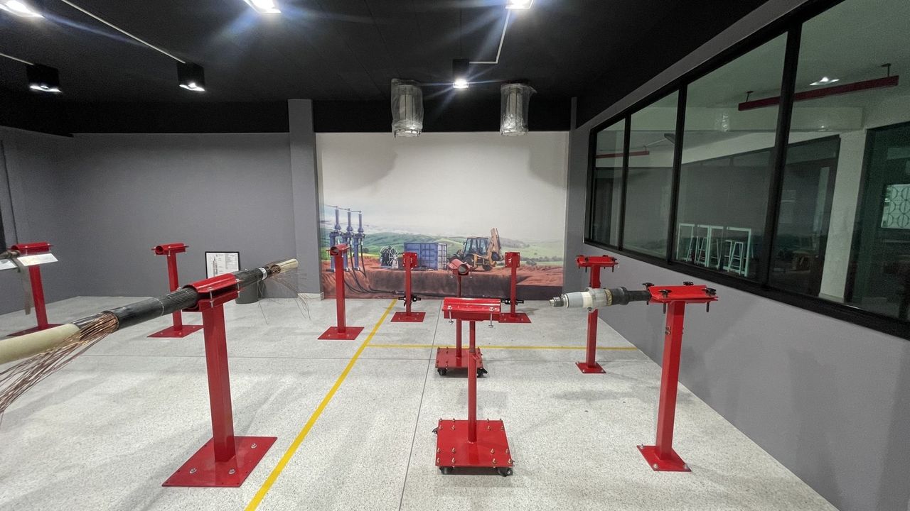 ห้องฝึกปฏิบัติของศูนย์ฝึกอบรม Eletech